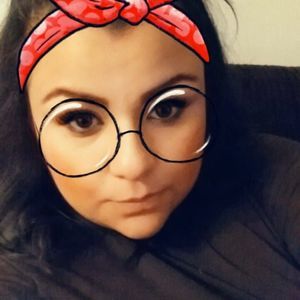 Meet your Posher, Maria elena